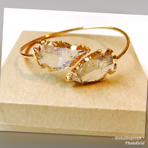 Bondhu Crystal Arrowhead Bangle Bracelet In Gold - Picture 3 of 5